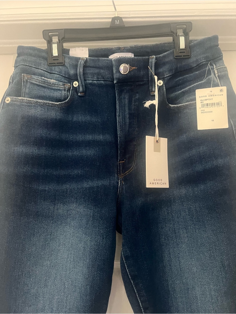 NWT Good American Good Legs, crop skinny jean with extra stretch